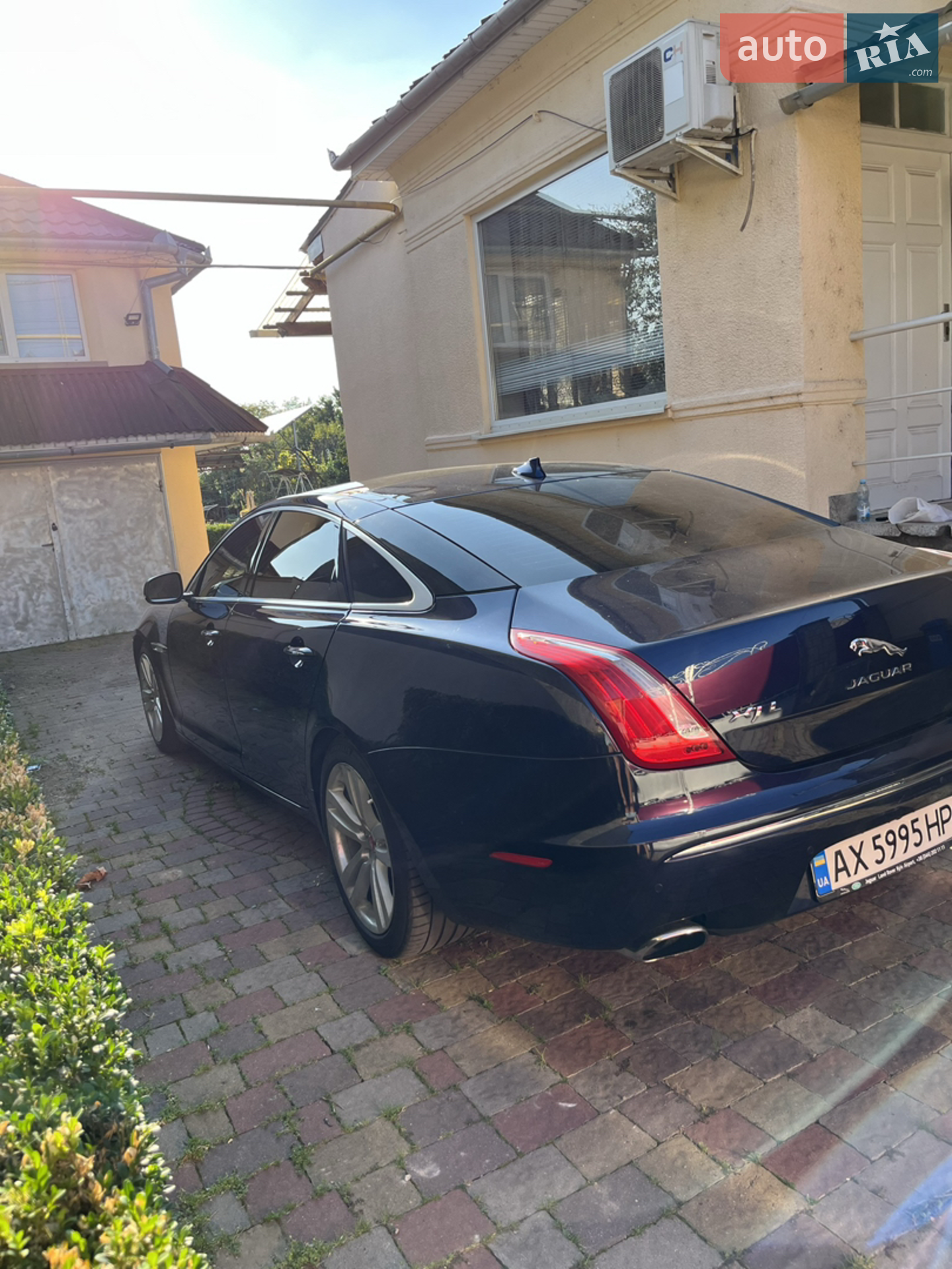 2013 Jaguar XJ - мініатюра 5