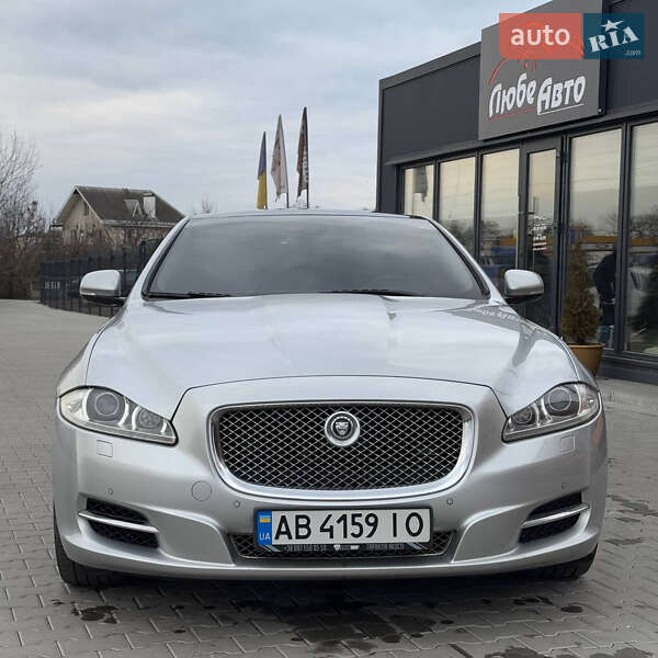 Седан Jaguar XJ 2013 в Вінниці