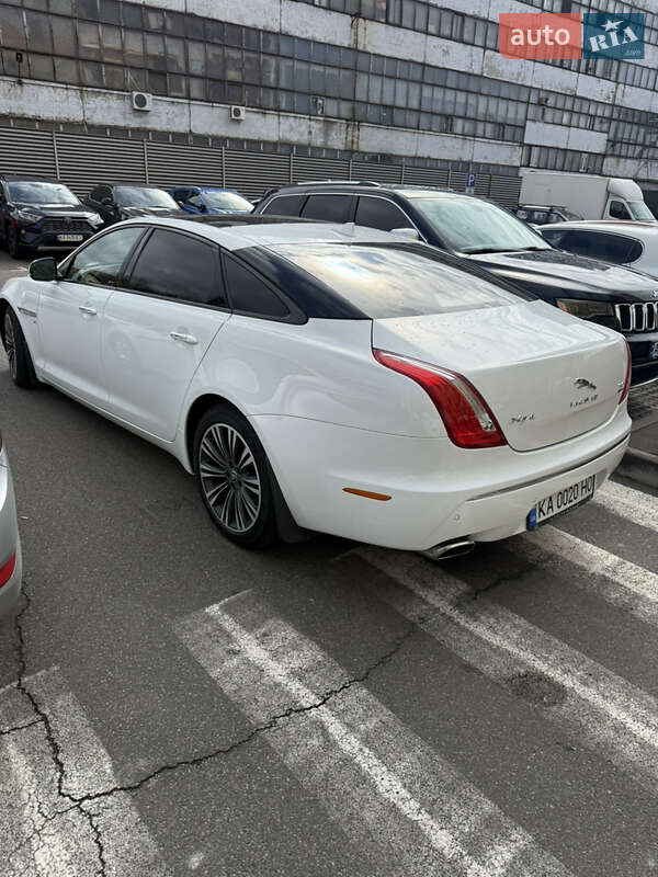 Седан Jaguar XJ 2013 в Слов'янську
