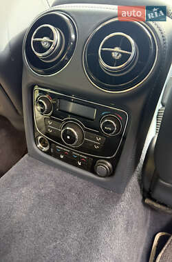 Седан Jaguar XJ 2013 в Славянске