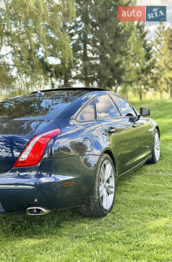 Седан Jaguar XJ 2014 в 