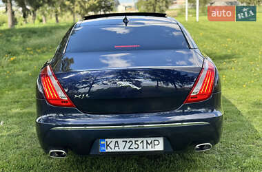 Седан Jaguar XJ 2014 в 