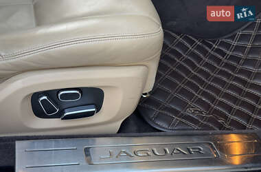 Седан Jaguar XJ 2014 в 