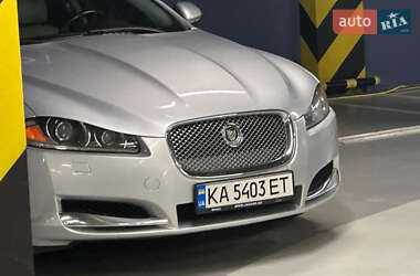 Седан Jaguar XJ 2013 в 