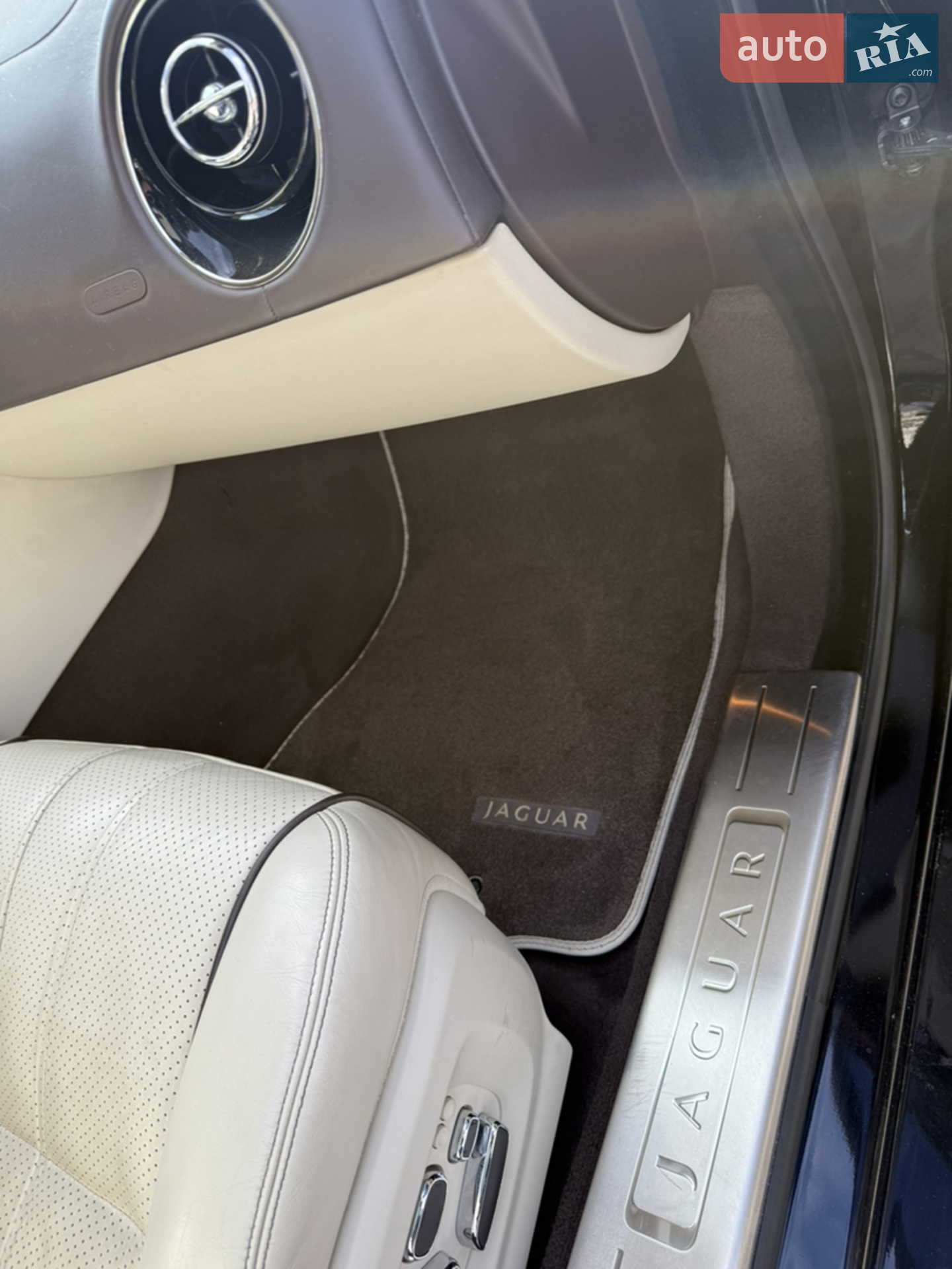 2013 Jaguar XJ - мініатюра 43