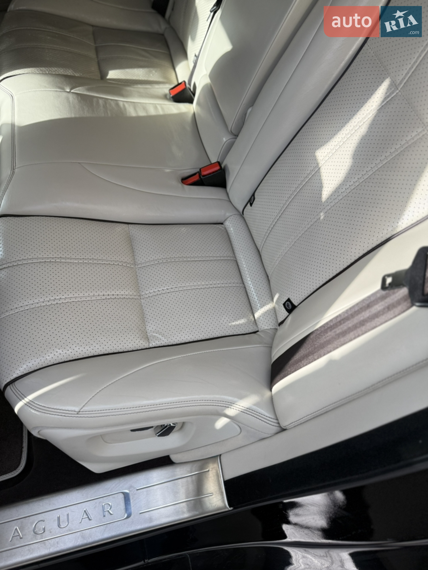 2013 Jaguar XJ - мініатюра 45