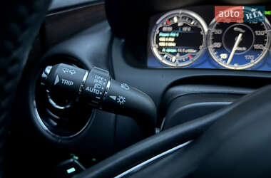 Седан Jaguar XJ 2014 в 