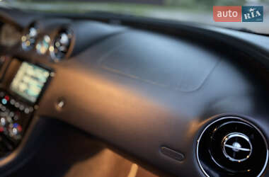 Седан Jaguar XJ 2014 в 