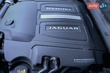 Седан Jaguar XJ 2014 в 