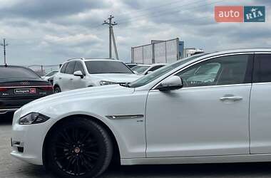 Седан Jaguar XJ 2017 в 