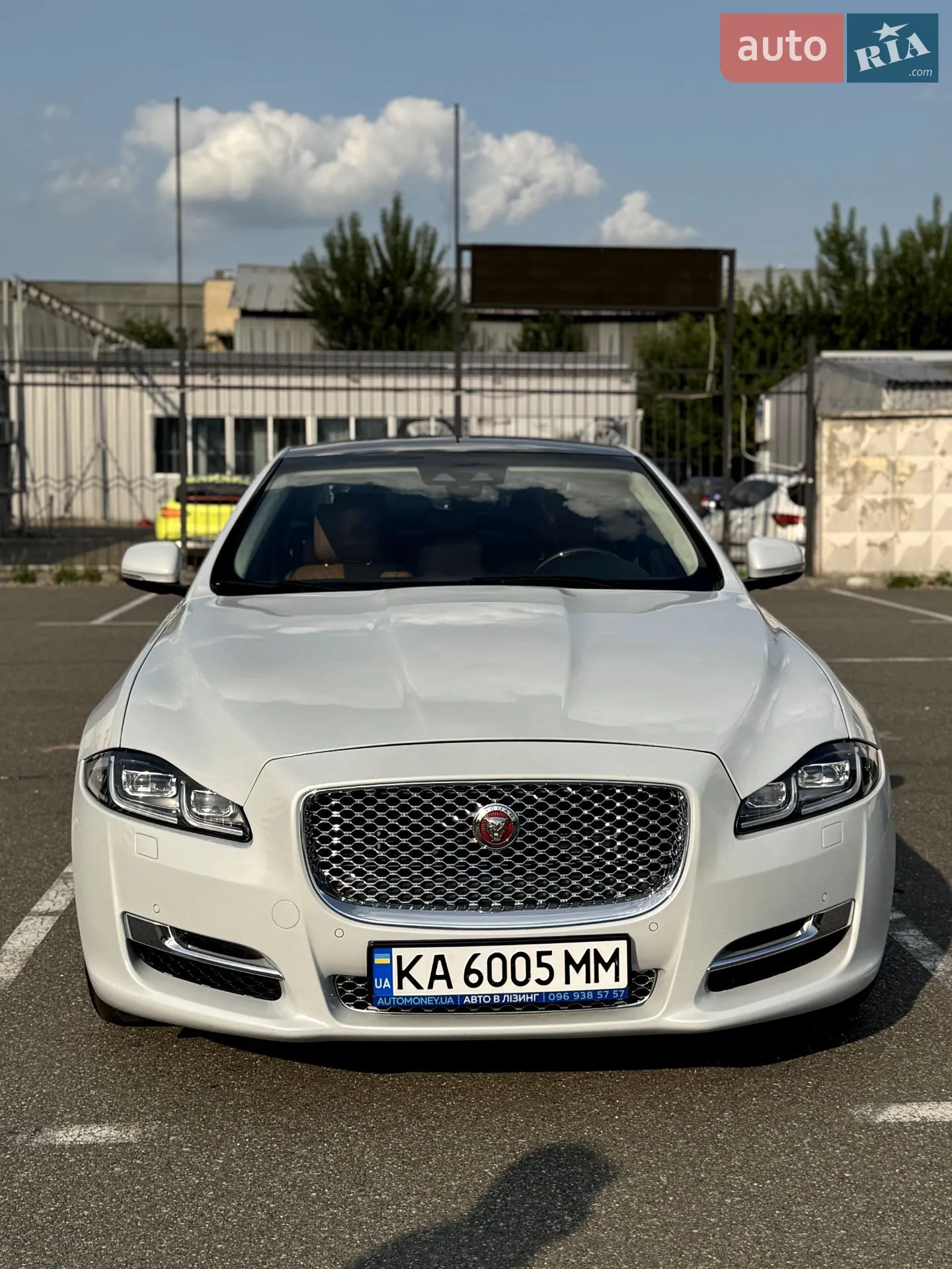 2017 Jaguar XJ - фото 1