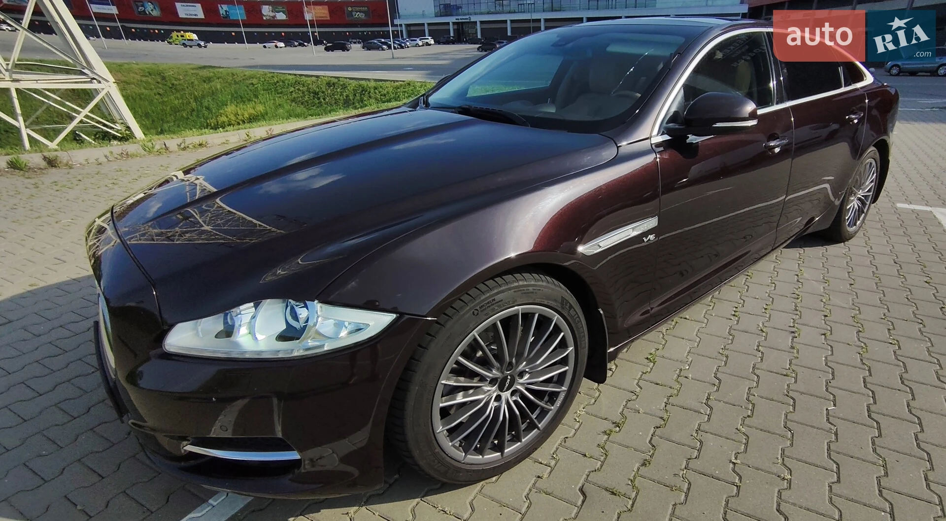 2013 Jaguar XJ - мініатюра 5