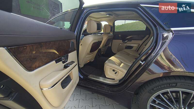 Седан Jaguar XJ 2013 в Киеве фото 34 Седан Jaguar XJ 2013 в Киеве
