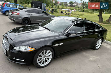 Седан Jaguar XJ 2014 в Борисполі