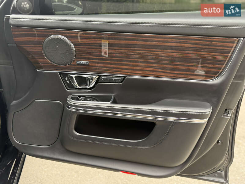 Седан Jaguar XJ 2014 в Борисполе