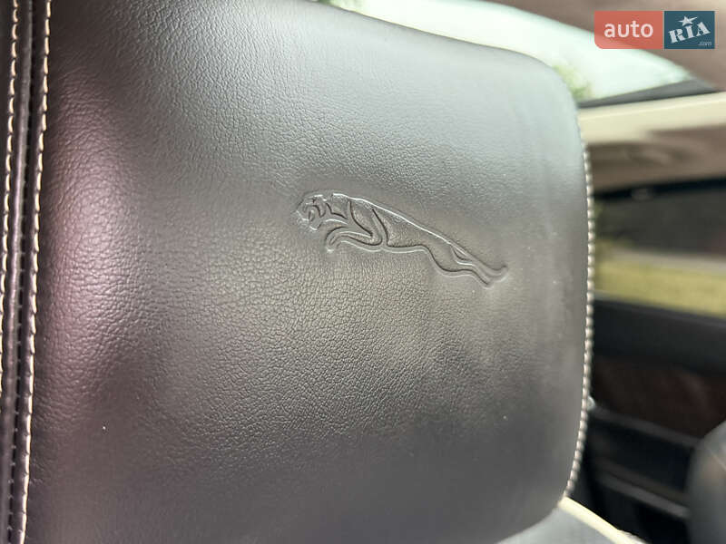 Седан Jaguar XJ 2014 в Борисполе