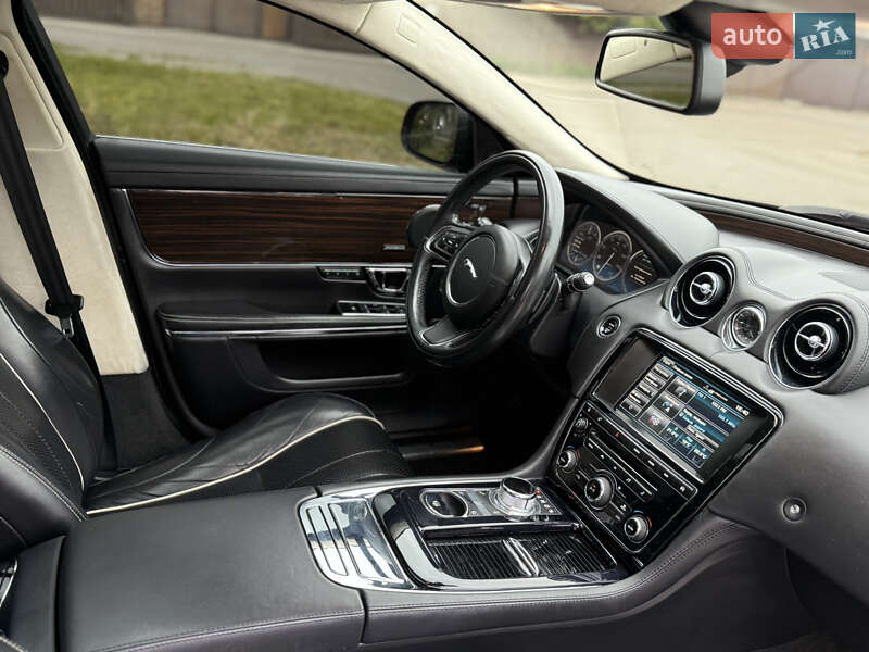 Седан Jaguar XJ 2014 в Борисполе