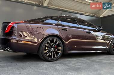 Седан Jaguar XJ 2016 в 