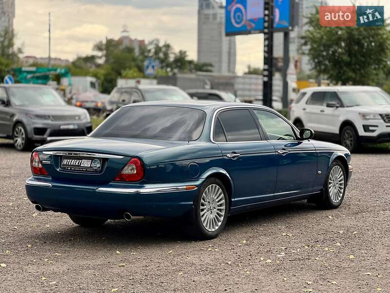 Седан Jaguar XJ 2007 в Киеве