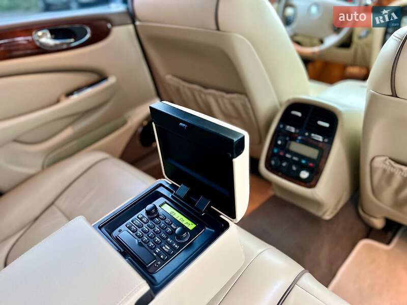 Седан Jaguar XJ 2007 в Киеве
