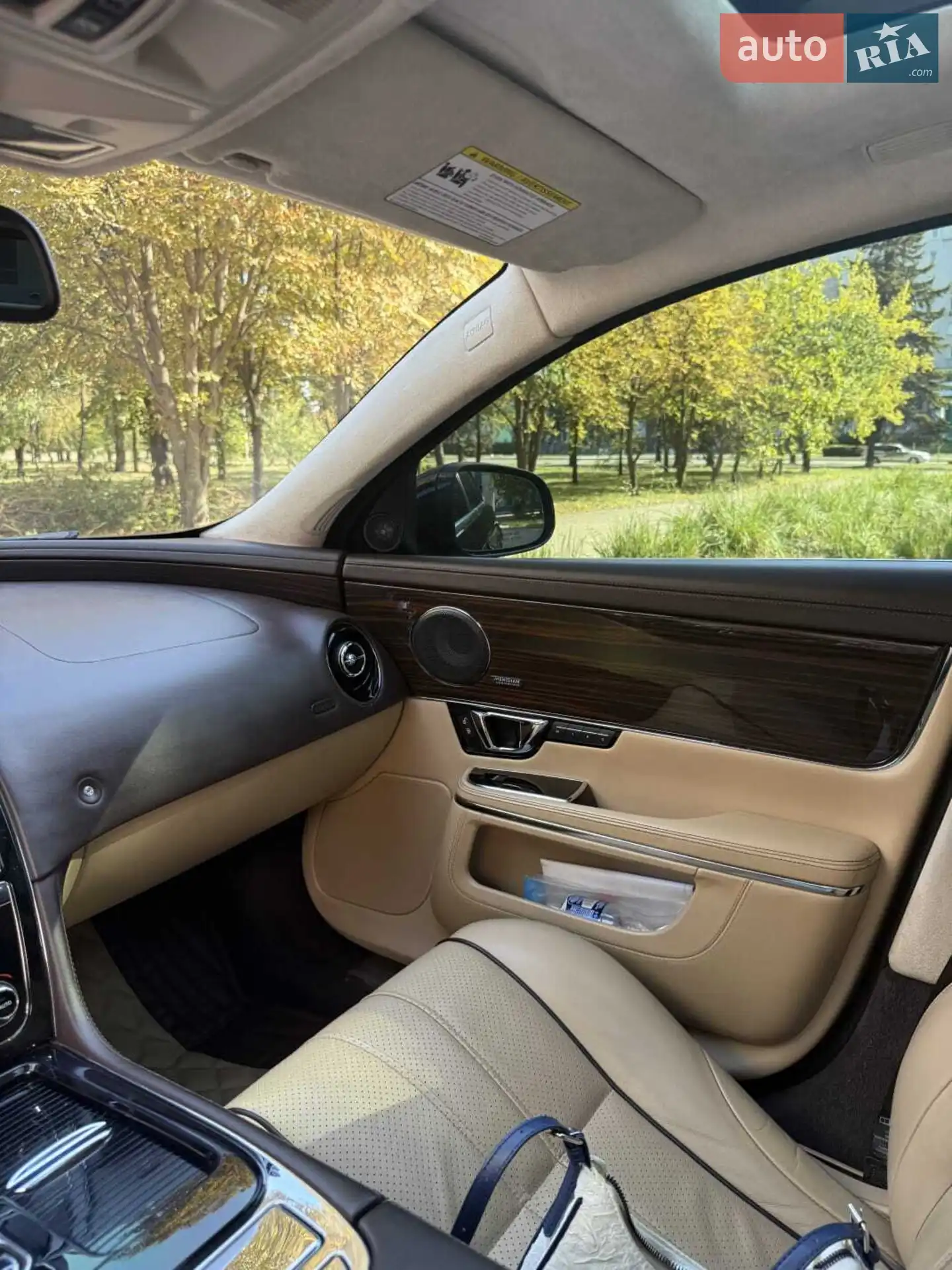 2015 Jaguar XJ - мініатюра 20