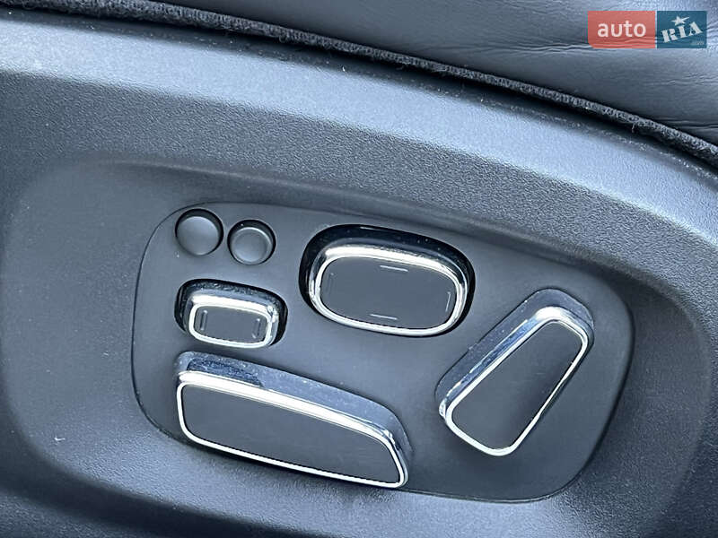 Седан Jaguar XJ 2013 в Києві