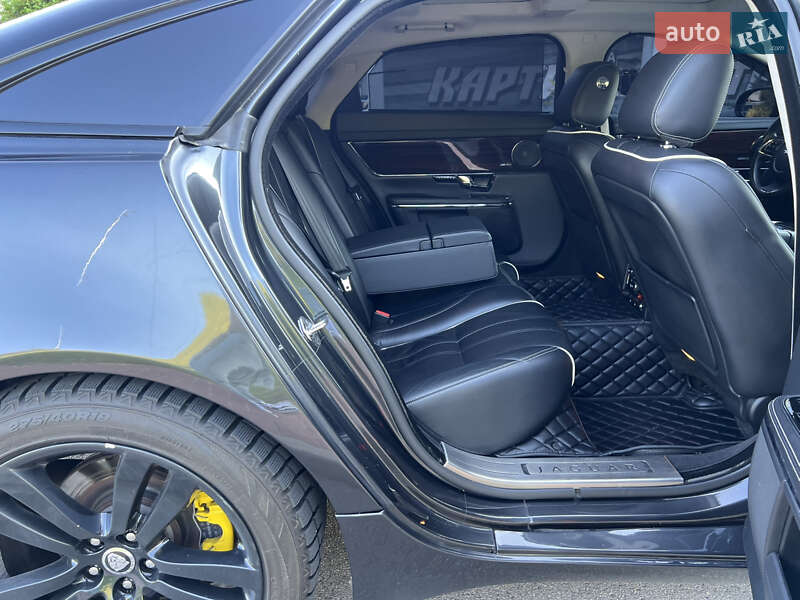 Седан Jaguar XJ 2013 в Києві