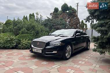 Седан Jaguar XJ 2017 в Киеве