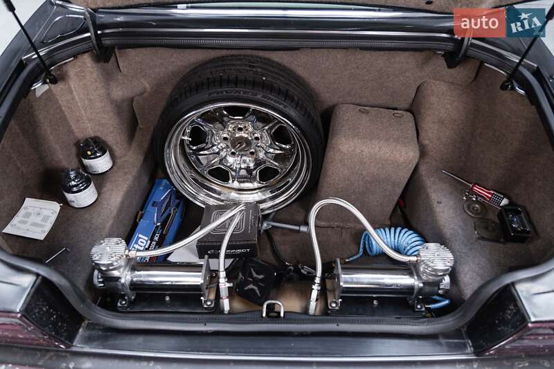 Седан Jaguar XJ 1993 в Луцьку