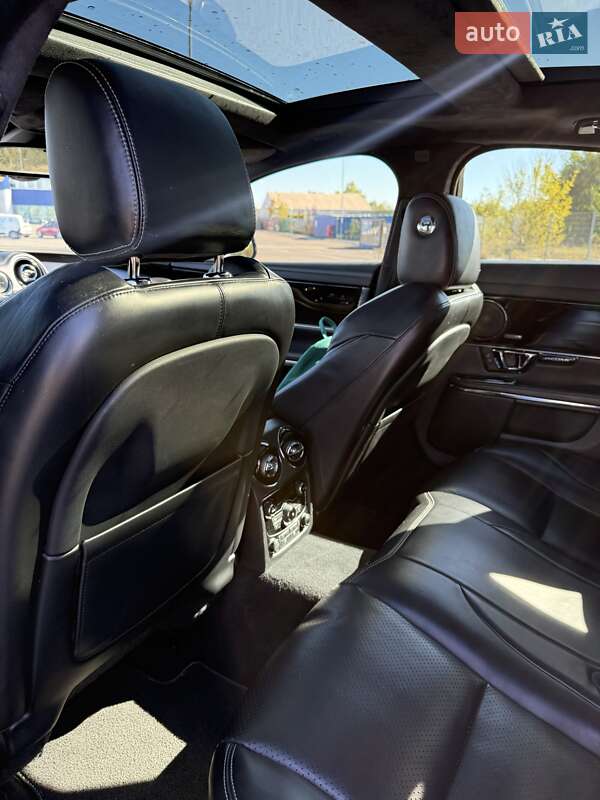 Седан Jaguar XJ 2015 в Киеве фото 13 Седан Jaguar XJ 2015 в Киеве
