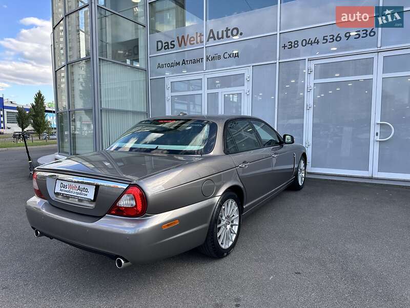 Седан Jaguar XJ 2008 в Києві