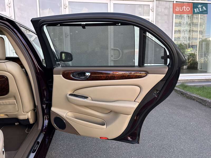 Седан Jaguar XJ 2008 в Киеве