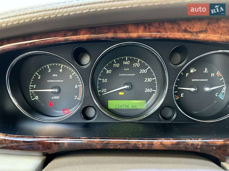 Седан Jaguar XJ 2008 в Киеве