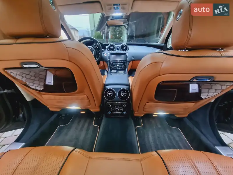 Jaguar XJ 2010