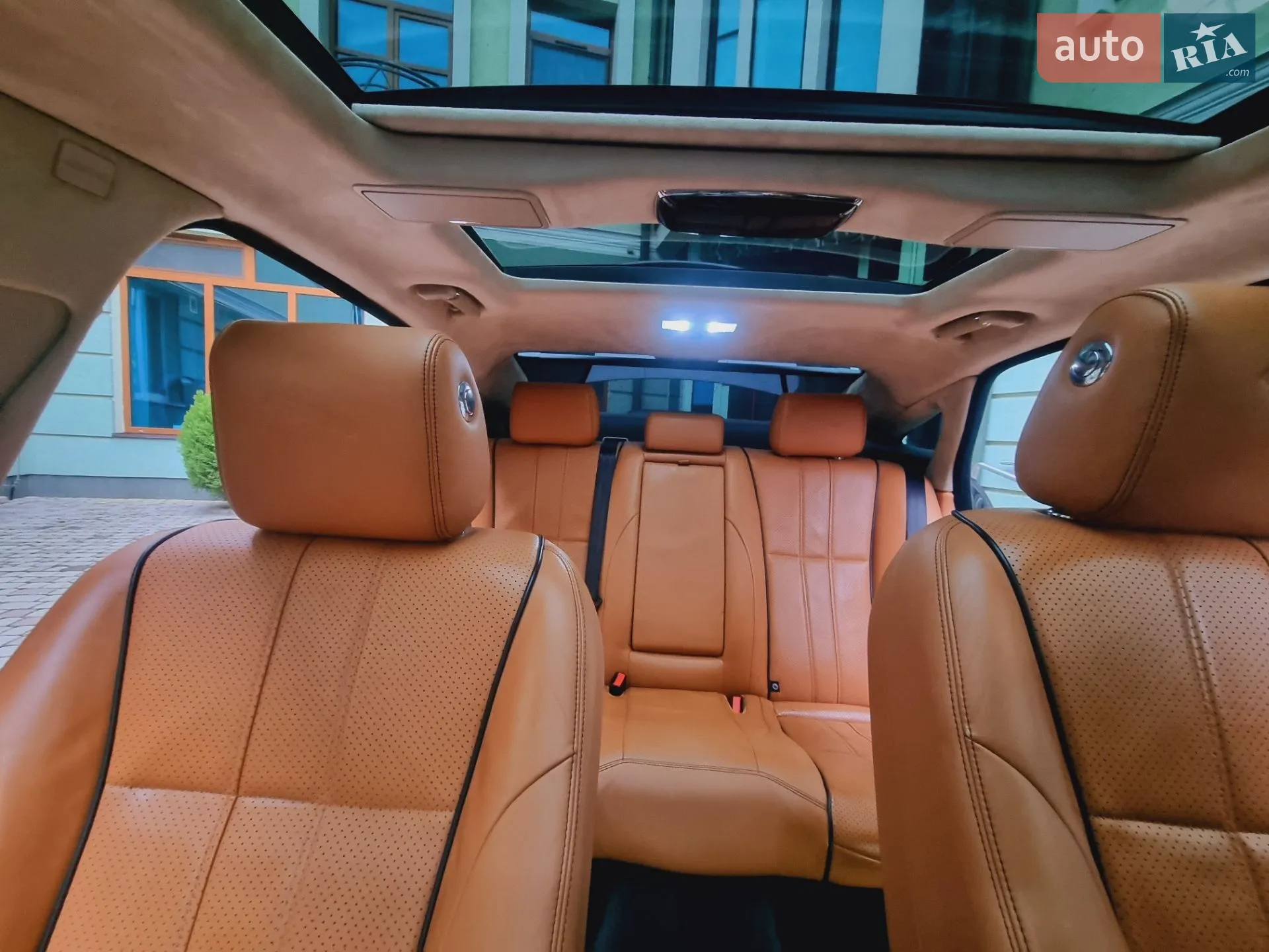 2010 Jaguar XJ - мініатюра 26