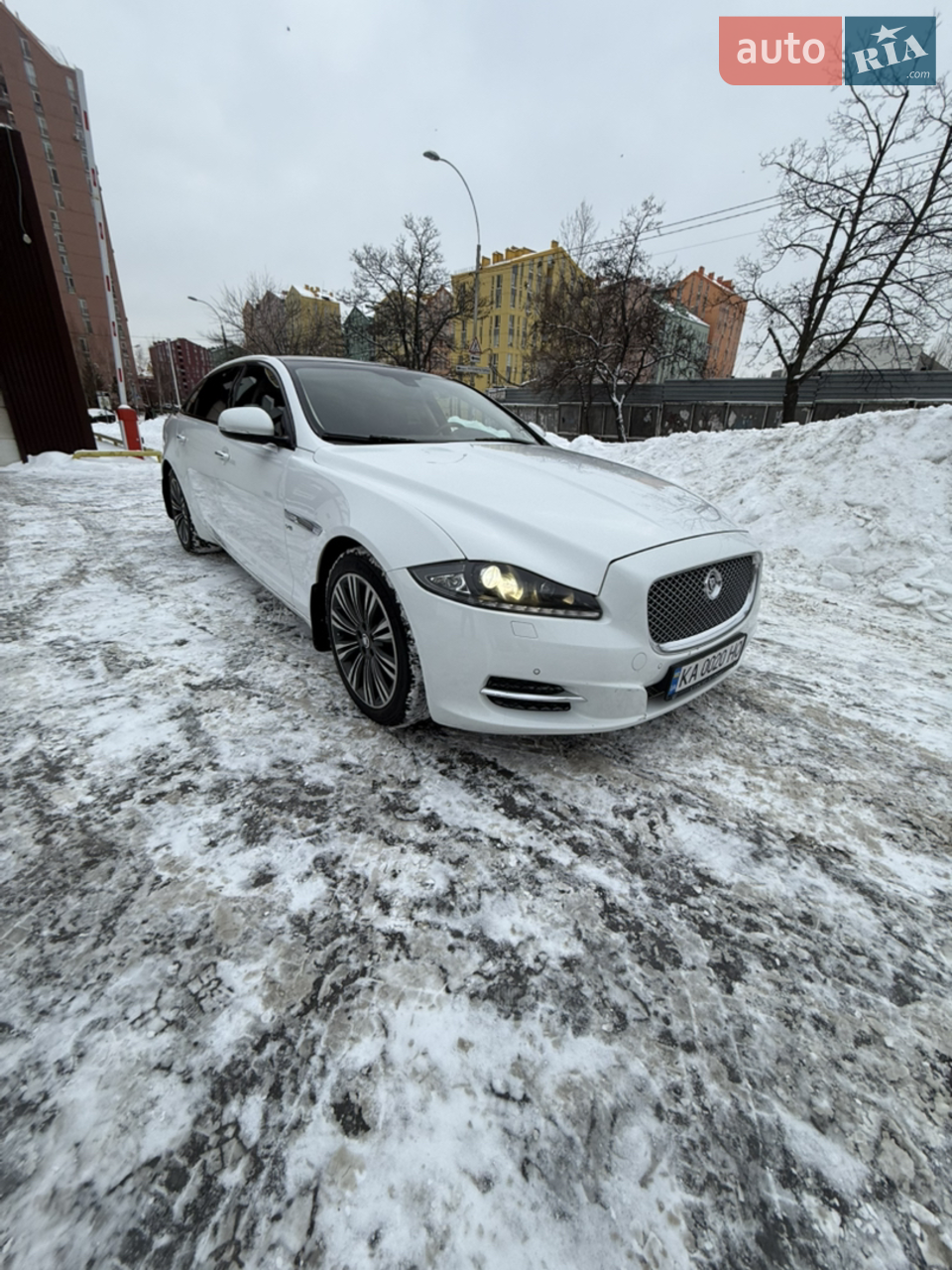 2014 Jaguar XJ - мініатюра 16