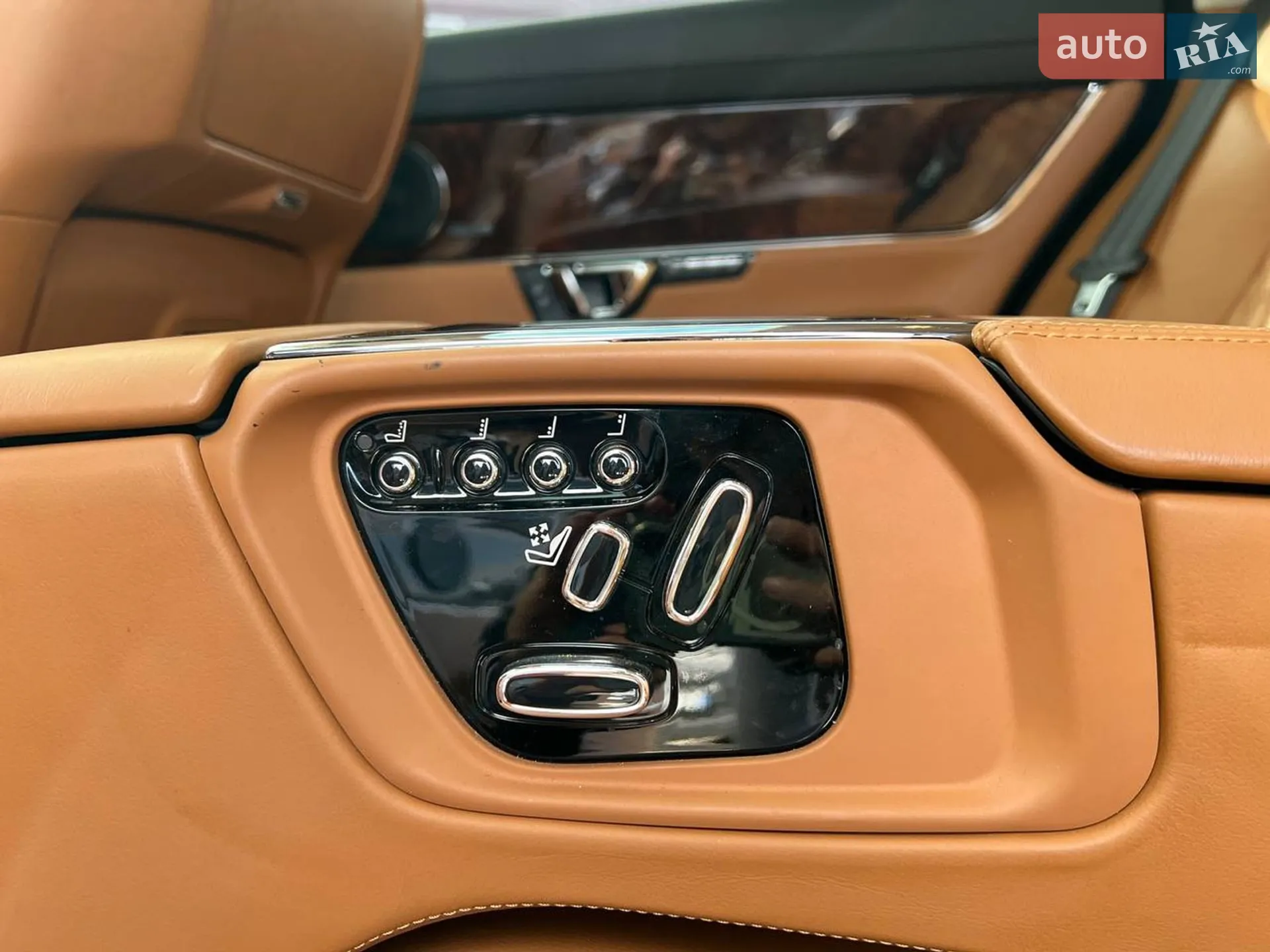 2017 Jaguar XJ - мініатюра 42