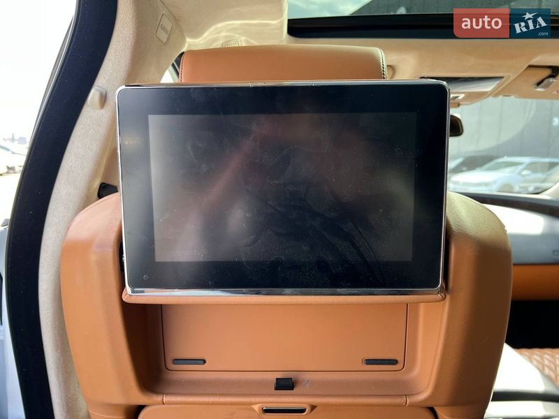 Седан Jaguar XJ 2017 в Львове