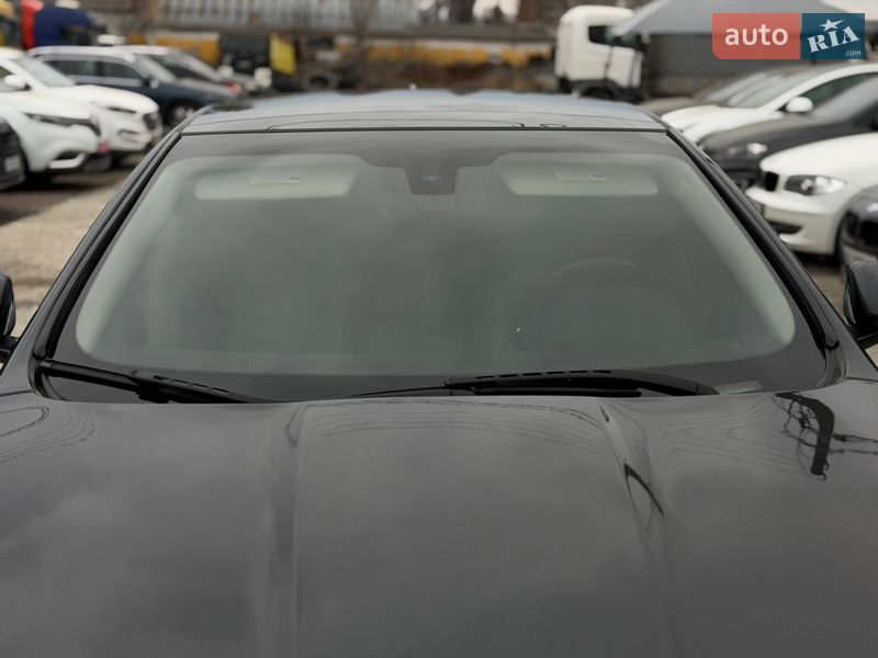 Седан Jaguar XJ 2016 в Житомире