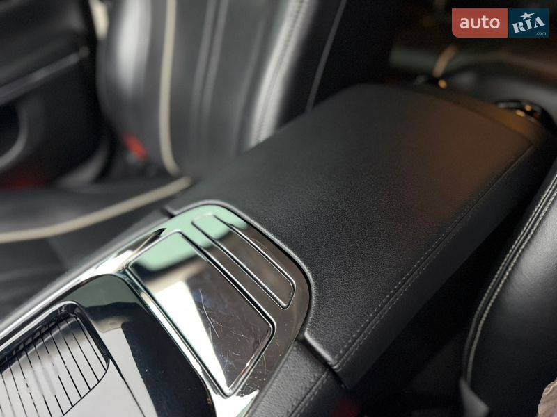 Седан Jaguar XJ 2016 в Житомире