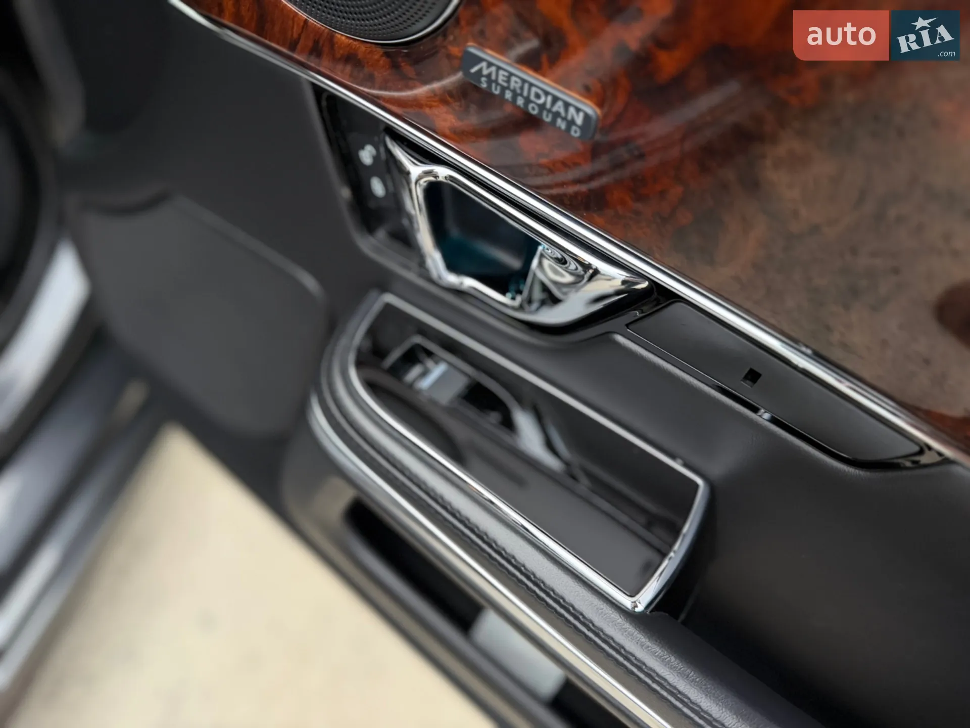 2016 Jaguar XJ - мініатюра 62