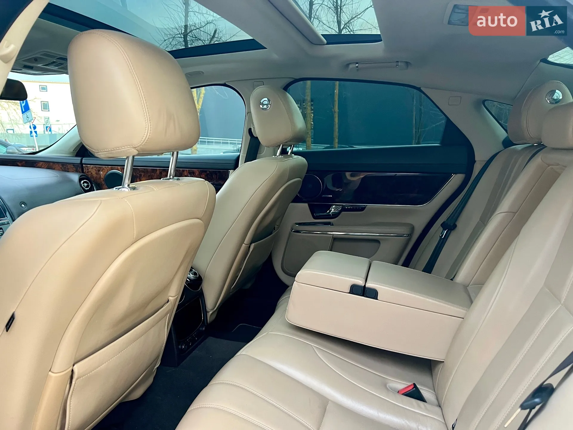 2012 Jaguar XJ - мініатюра 27