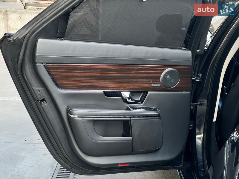 Седан Jaguar XJ 2013 в Києві