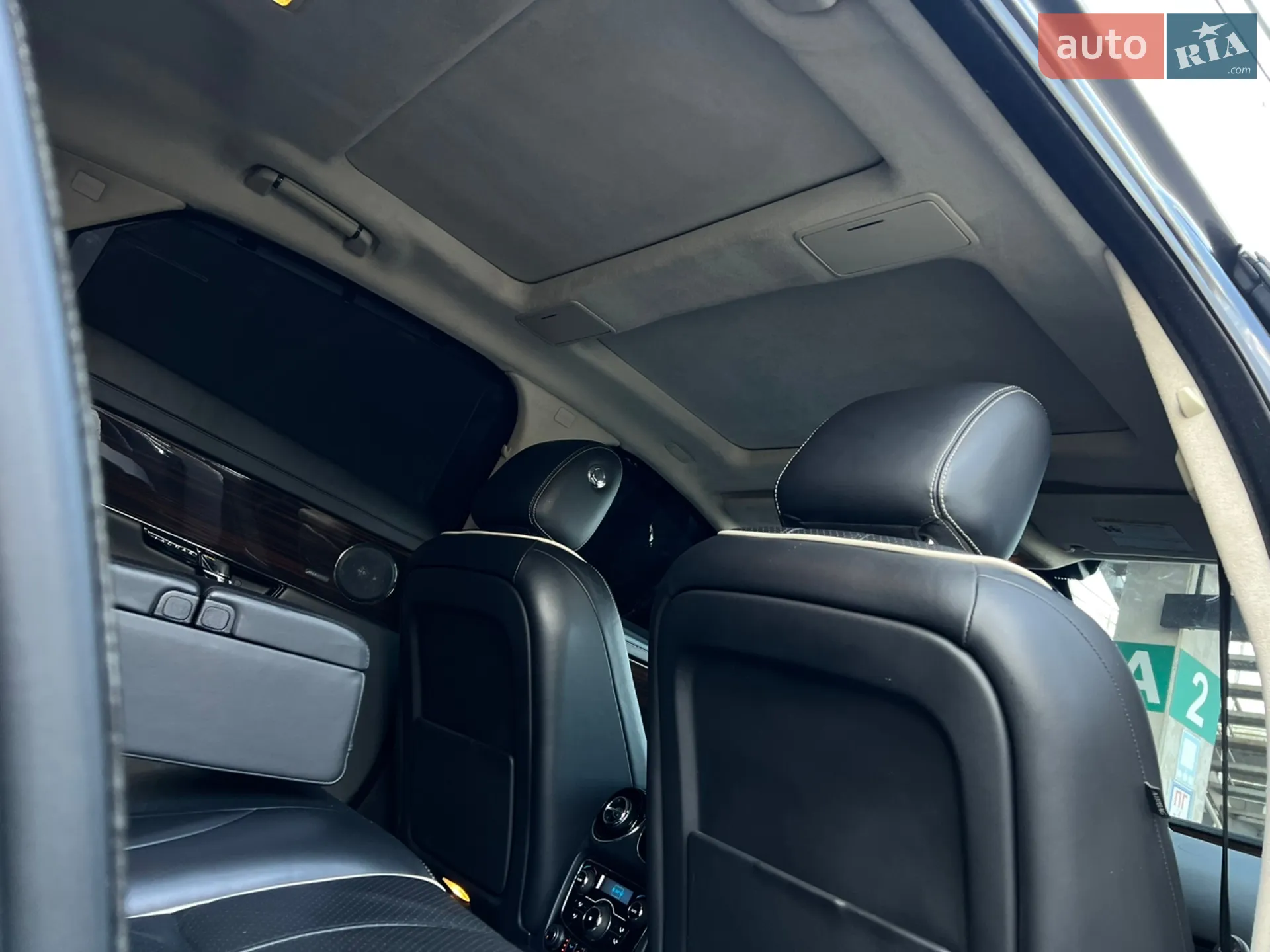 2013 Jaguar XJ - мініатюра 48
