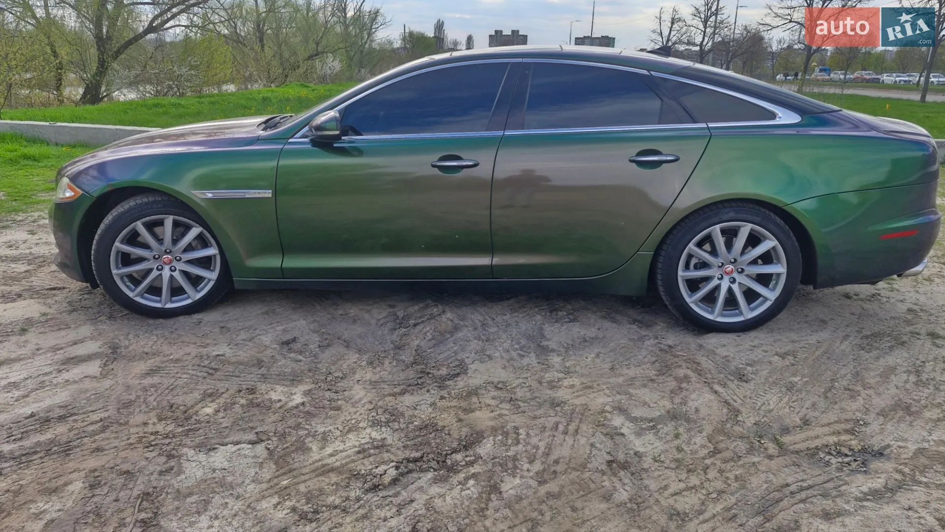 2013 Jaguar XJ - мініатюра 8