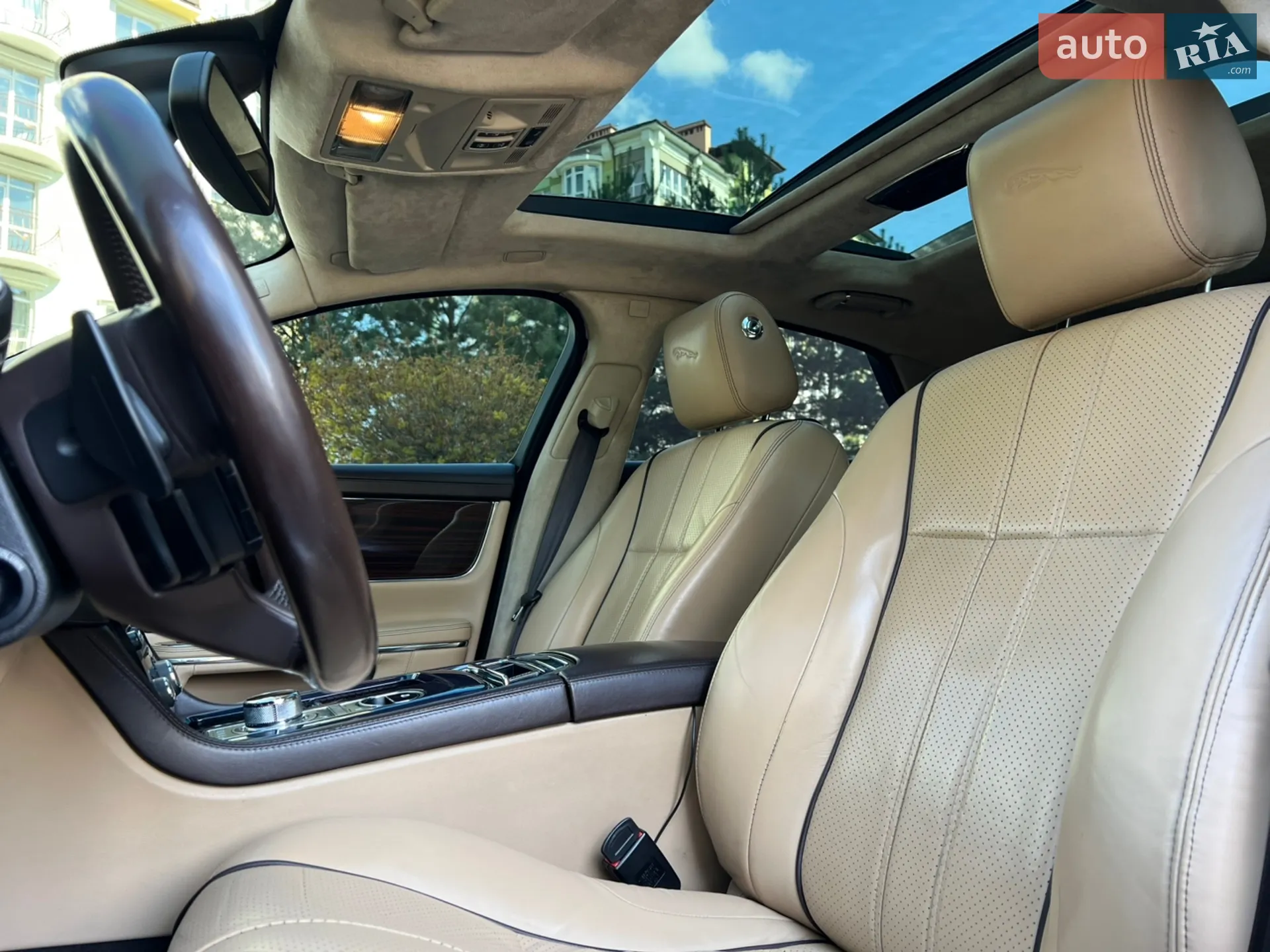 2010 Jaguar XJ - мініатюра 37