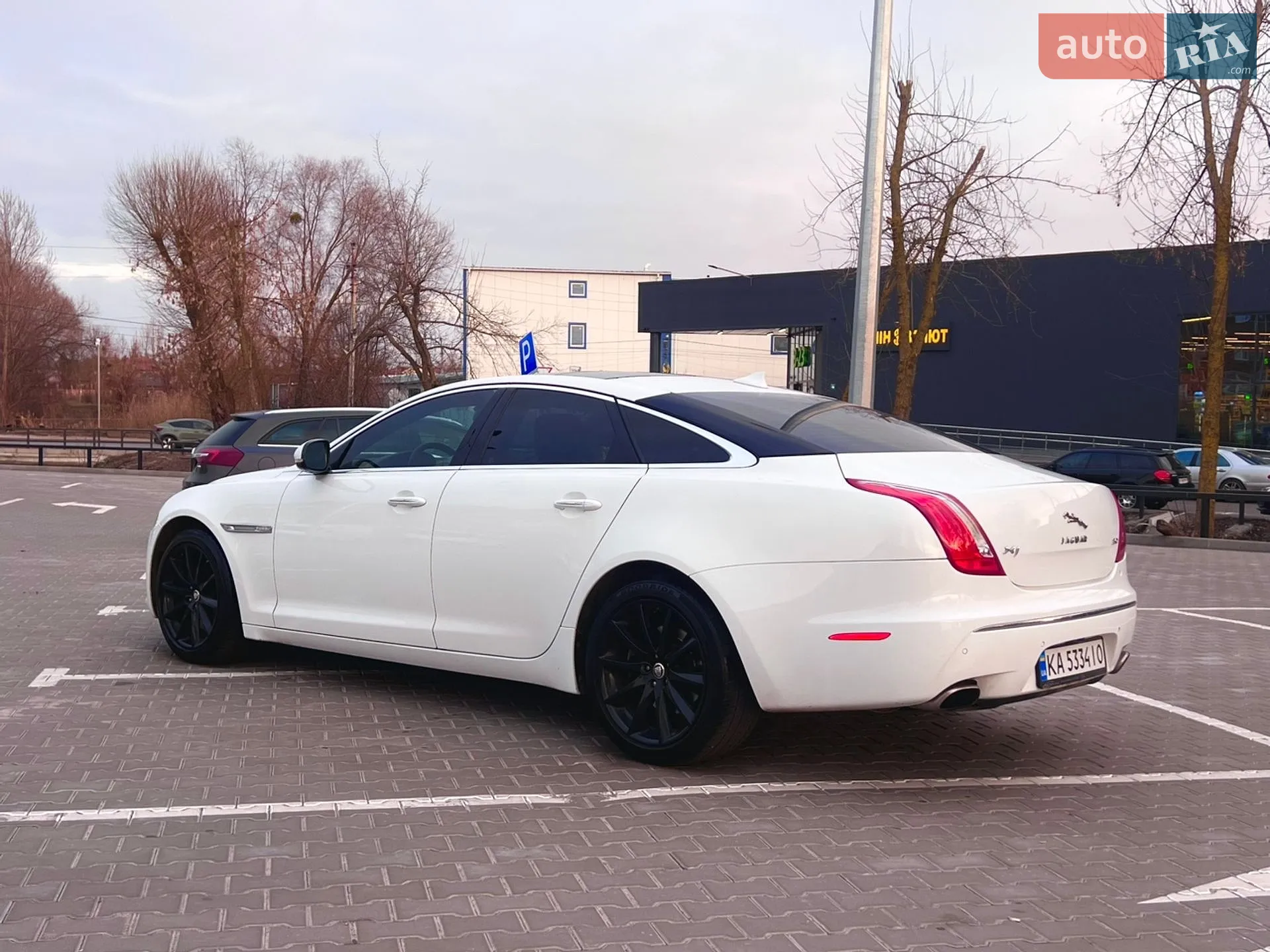 2012 Jaguar XJ - мініатюра 9