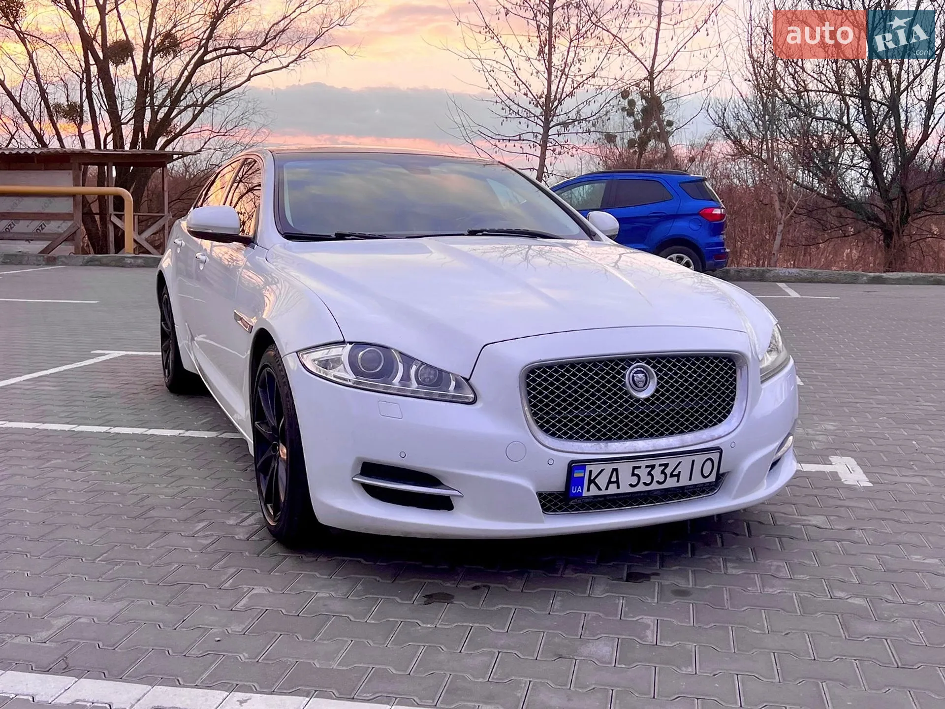 2012 Jaguar XJ - мініатюра 5