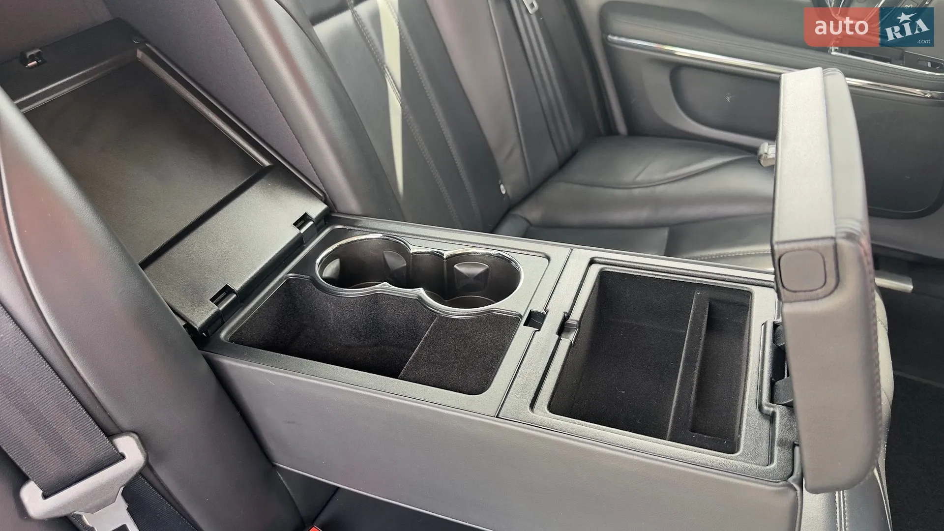 2015 Jaguar XJ - мініатюра 15