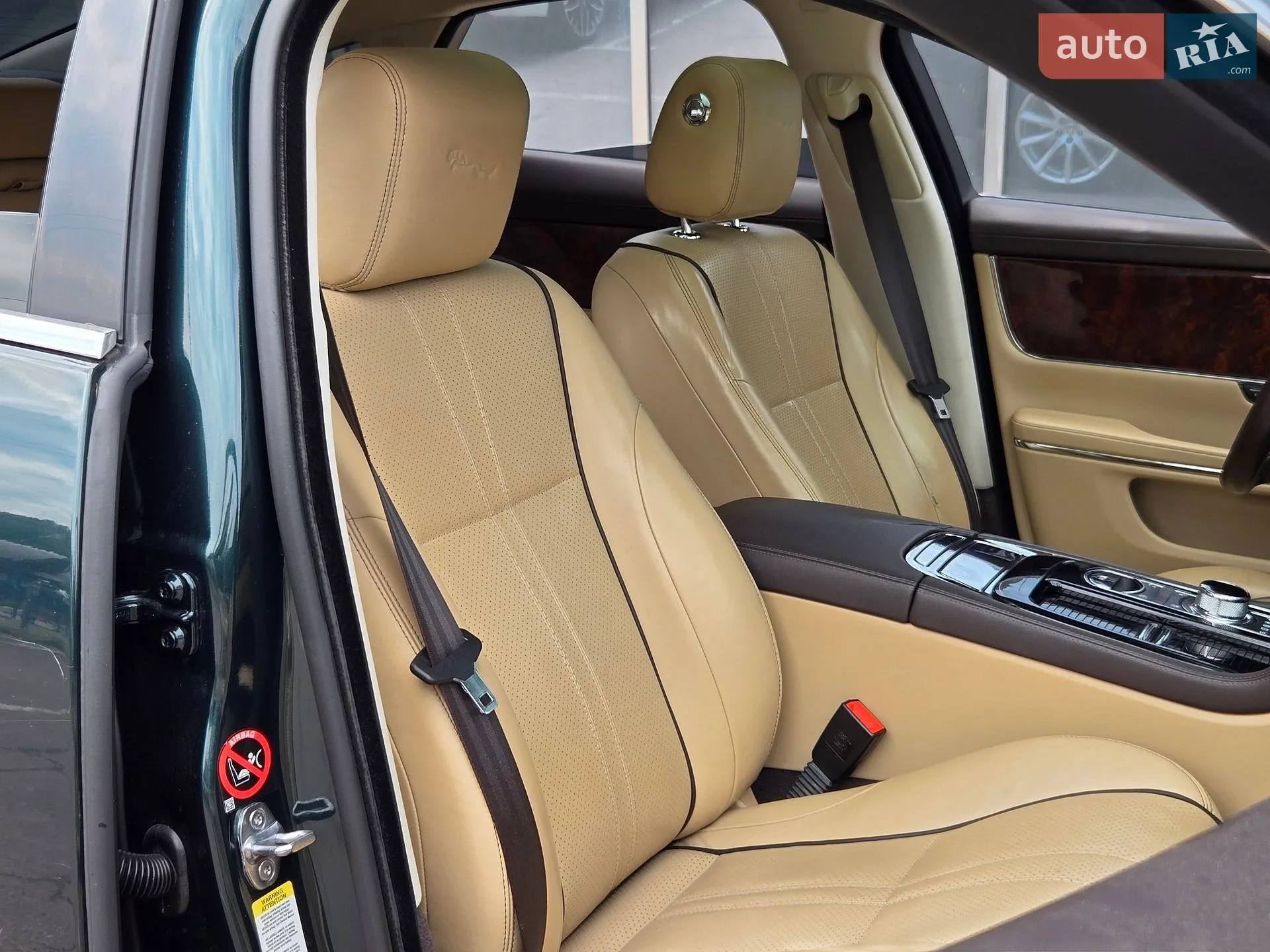 2016 Jaguar XJ - мініатюра 21